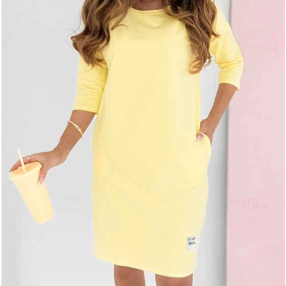 Liwia | Vestido midi clásico con escote redondo y bolsillos