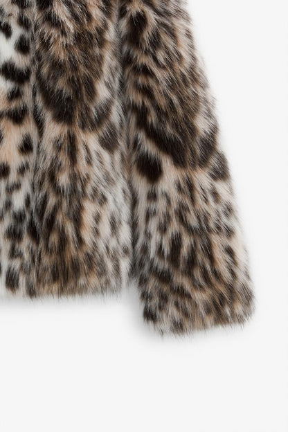 Chaqueta de Piel Sintética Leopardo: Estilo Salvaje y Chic