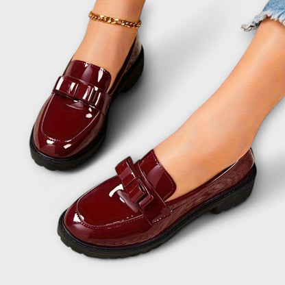 Classic Charm – Loafer