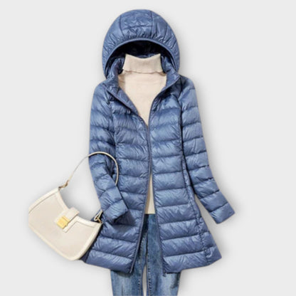 Elara – Chaqueta de plumas ultraligera e impermeable