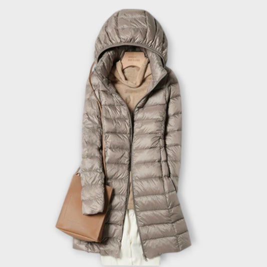 Elara – Chaqueta de plumas ultraligera e impermeable