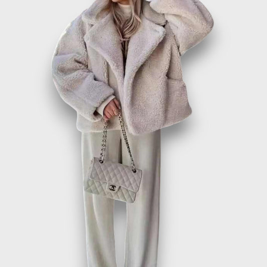 Elvianne – Chaqueta Elegante con Cuello Amplio y Chic