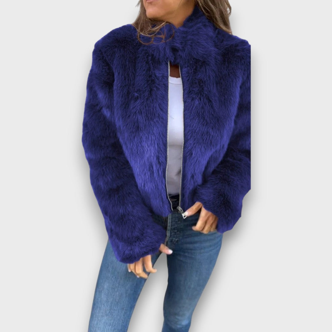 Veyla - Chaqueta Corta Chic para Elegancia Diaria