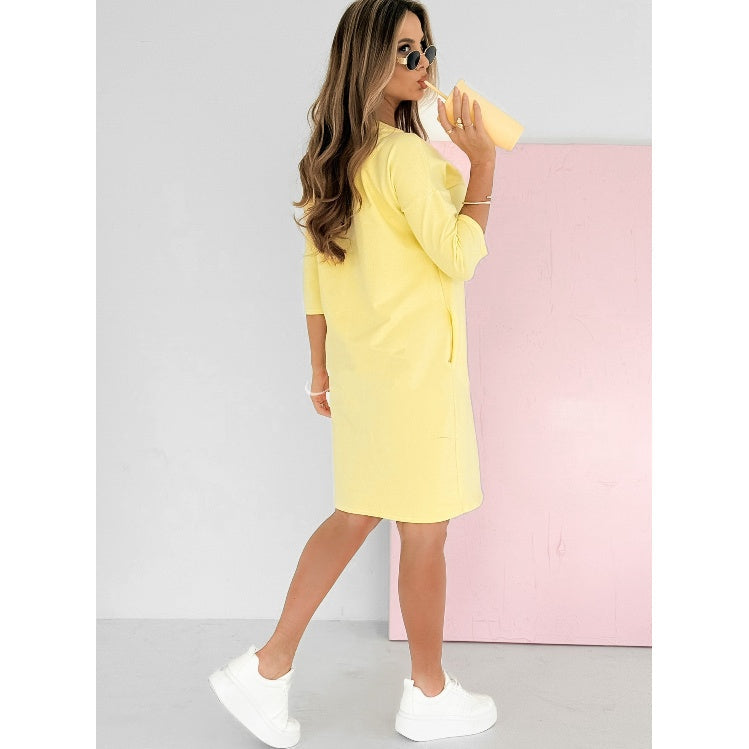 Liwia | Vestido midi clásico con escote redondo y bolsillos