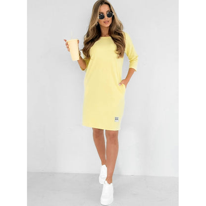 Liwia | Vestido midi clásico con escote redondo y bolsillos