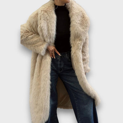 Liviane – Abrigo Couture de Piel Sintética Elegante